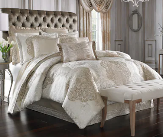 Lambert Gold Polyester Queen 4-Piece Comforter Set