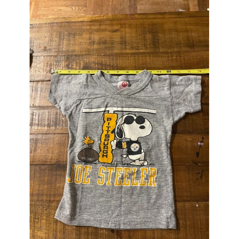 Vintage Artex Peanuts Snoopy Joe Steeler Rare 1960s Gray Youth Size Small T-shirt