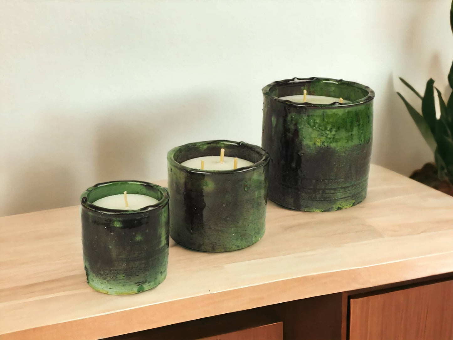 Luxury Handmade Moroccan Shaded Green Tamegroute Scented Soy Wax Candle with Ceramic Holder