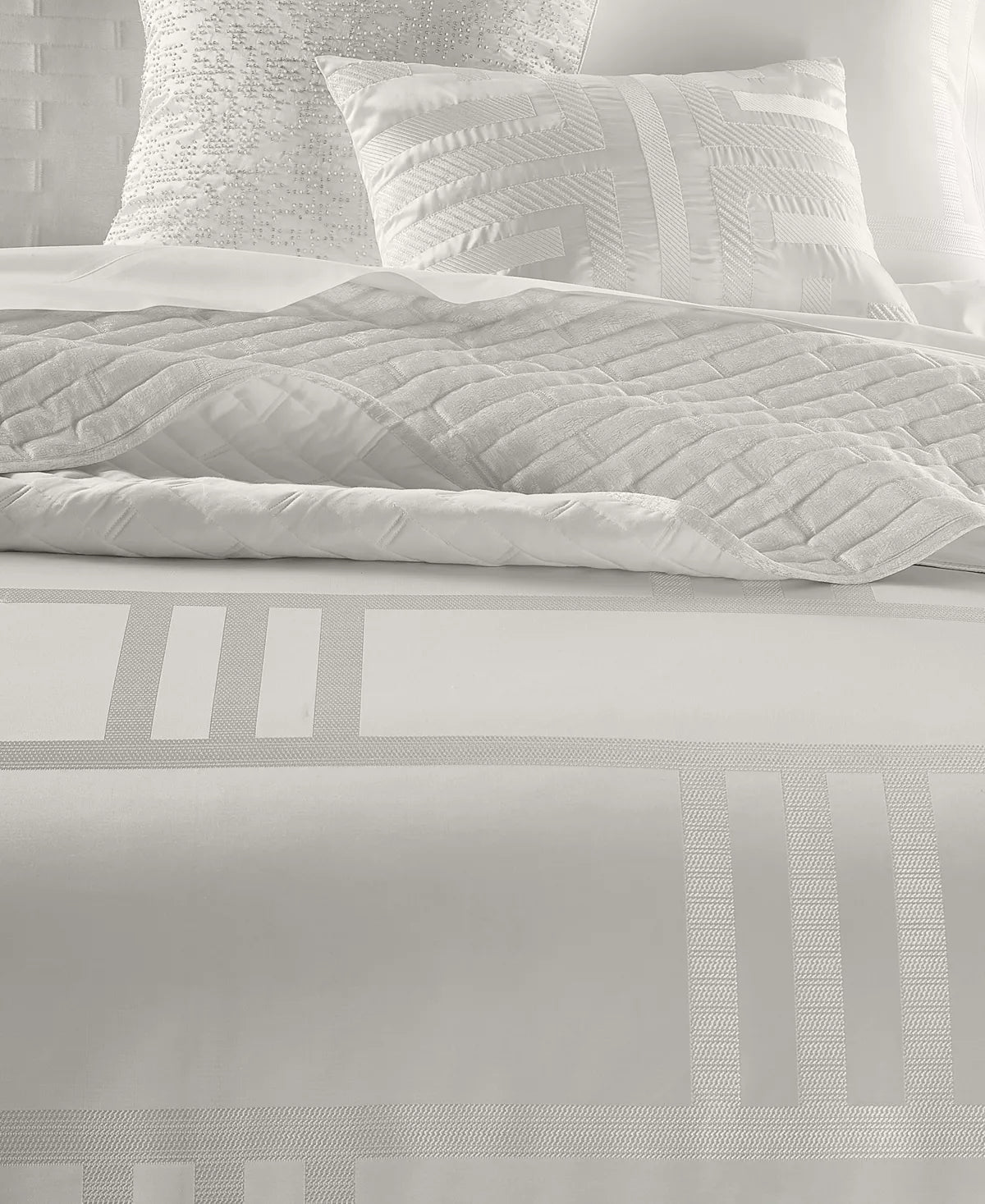 Hotel Collection Structure Comforter - King