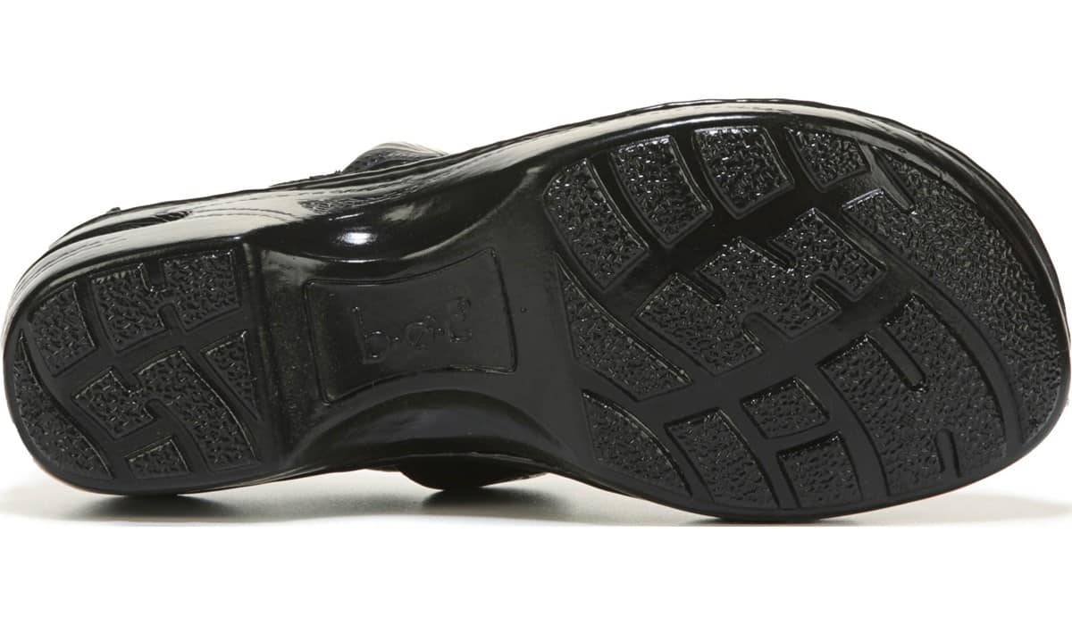 B.O.C. Women's Peggy Medium/Wide Clog Shoes (Black Tooled) - Size 6.0 M