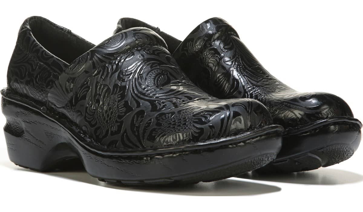 B.O.C. Women's Peggy Medium/Wide Clog Shoes (Black Tooled) - Size 6.0 M