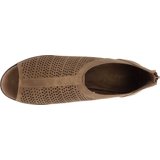 Easy Street Steff Shooties - Size 9.5 M