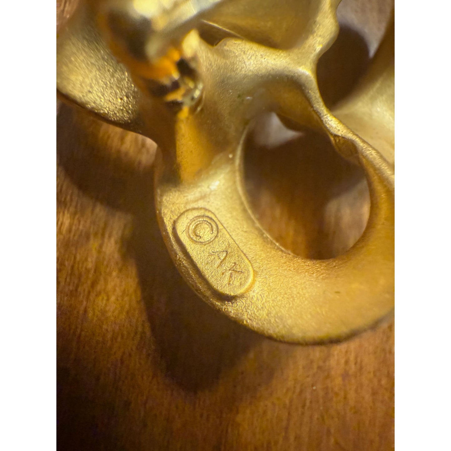 Vintage Anne Klein Gold Tone Ribbon Knot Brooch