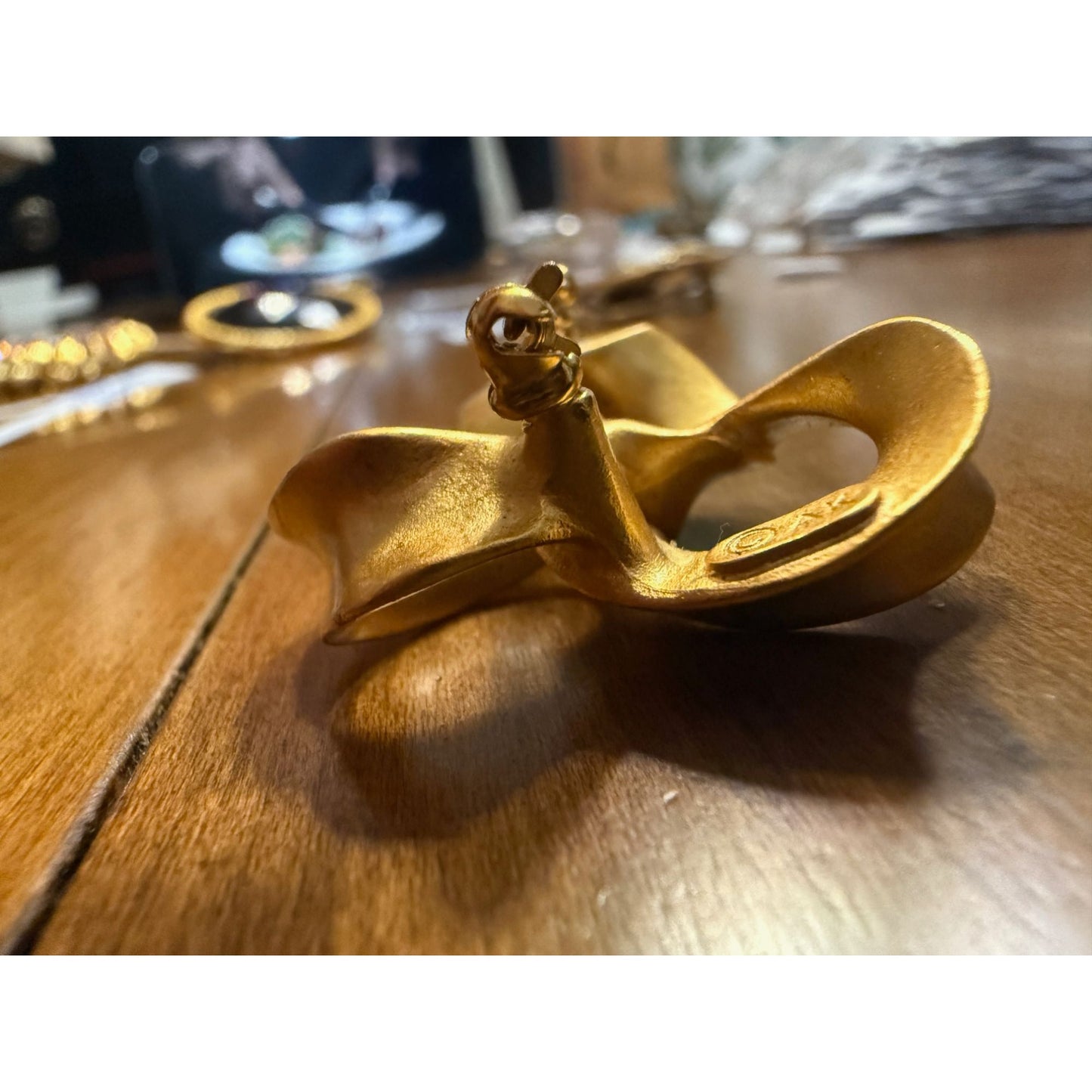 Vintage Anne Klein Gold Tone Ribbon Knot Brooch