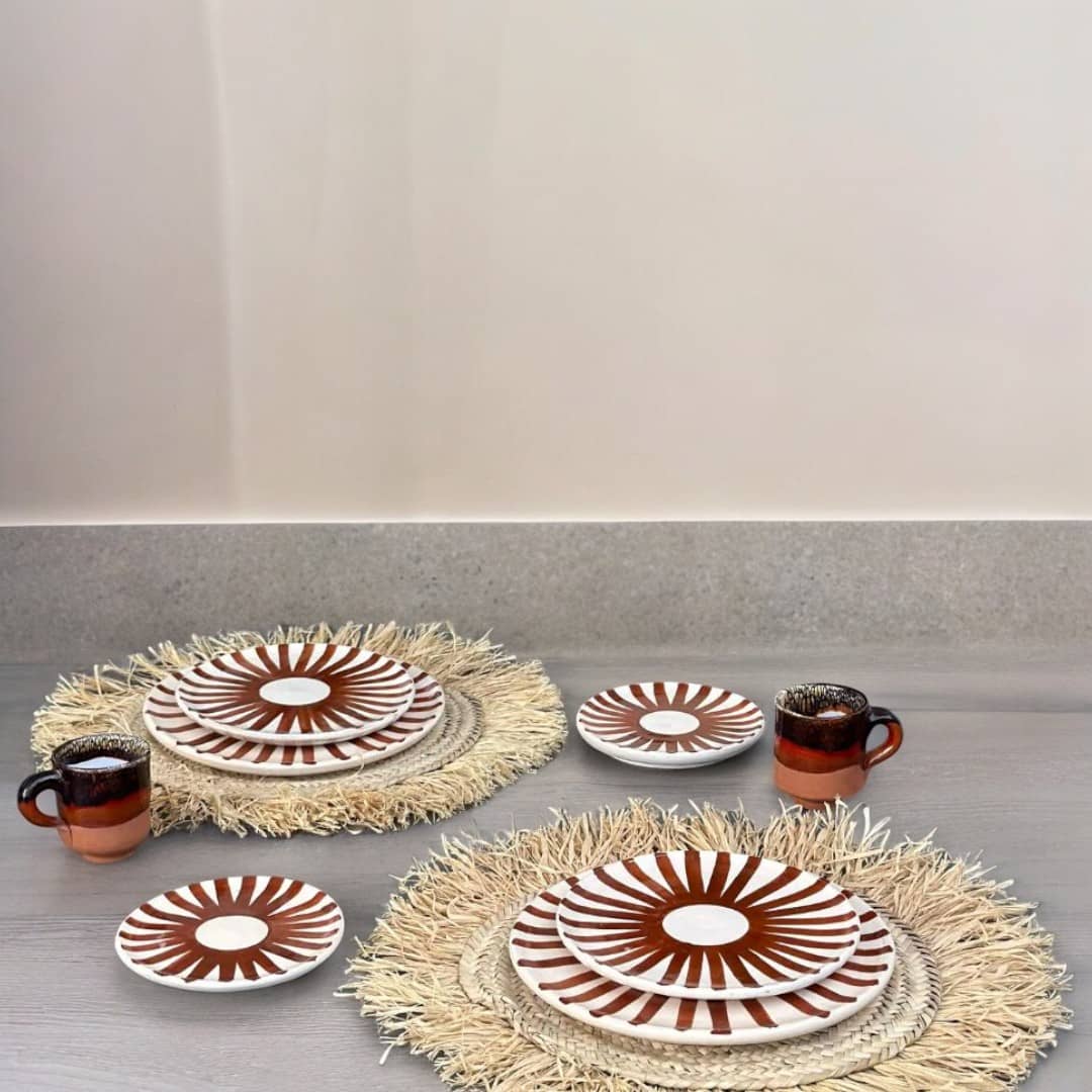 Brown Sun Plate Set - Vibrant Dinnerware for Summer Dining