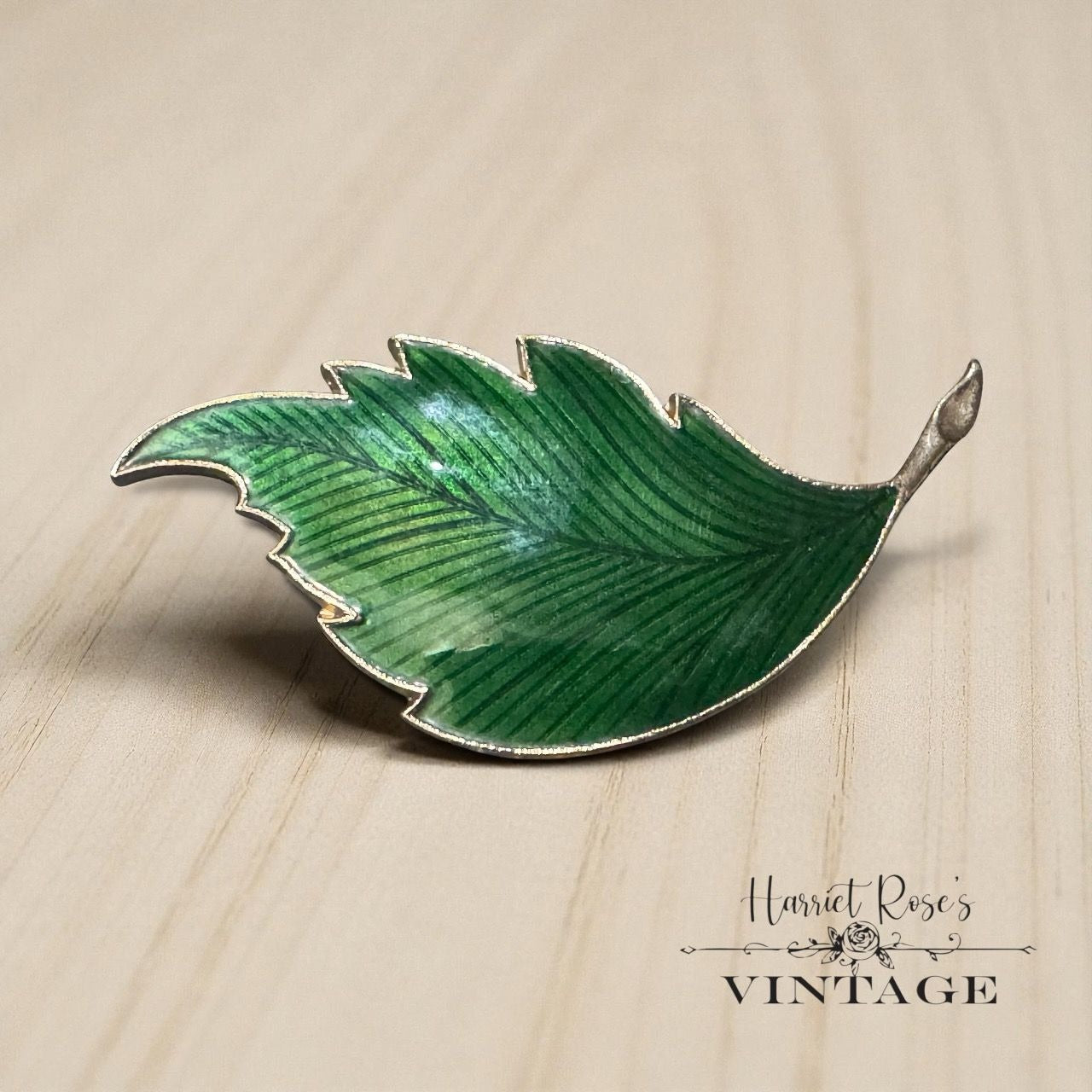 Vintage Green Enamel Leaf Brooch Pin With Gold-Tone Backing
