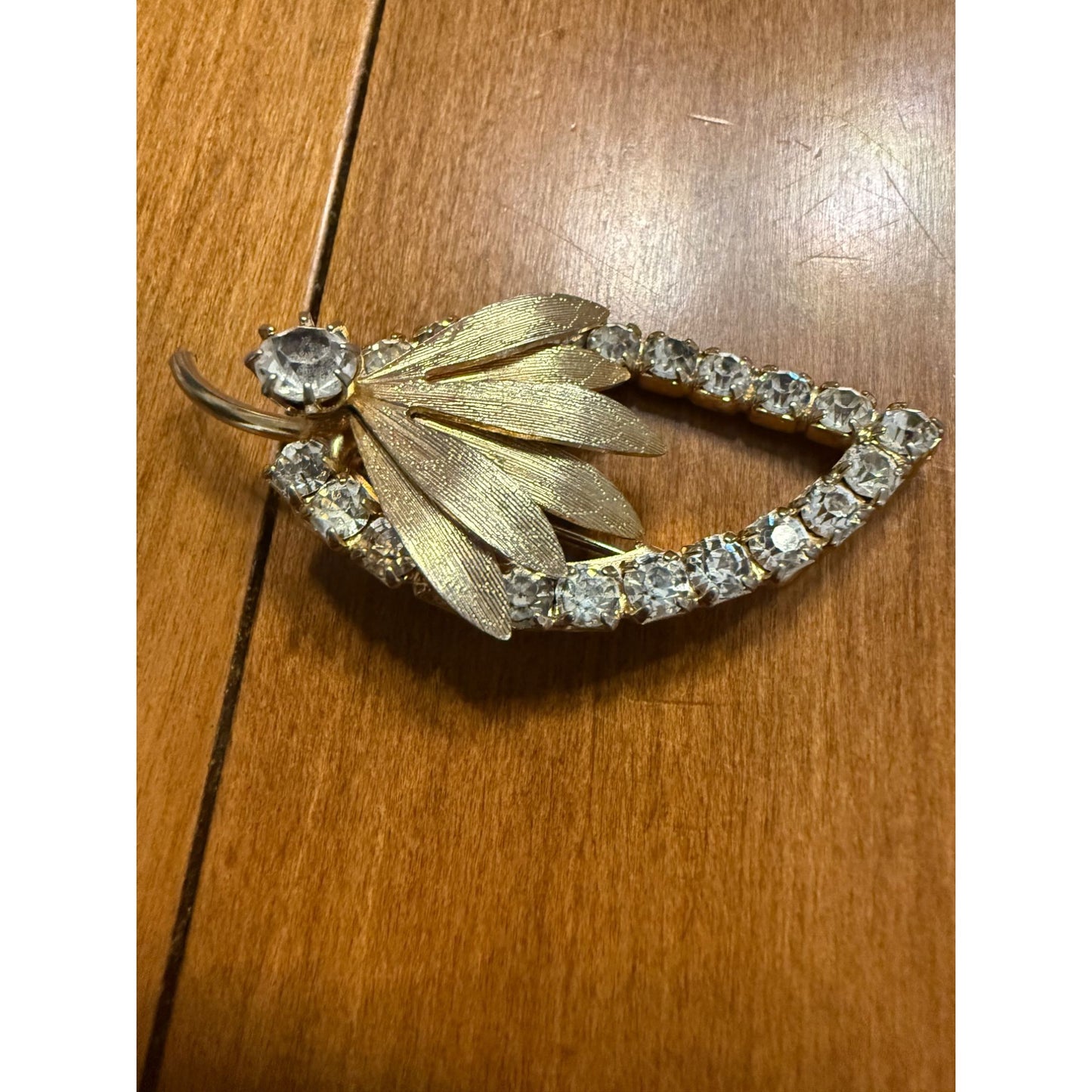 Vintage Gold-Tone Leaf Brooch With Rhinestone Accents