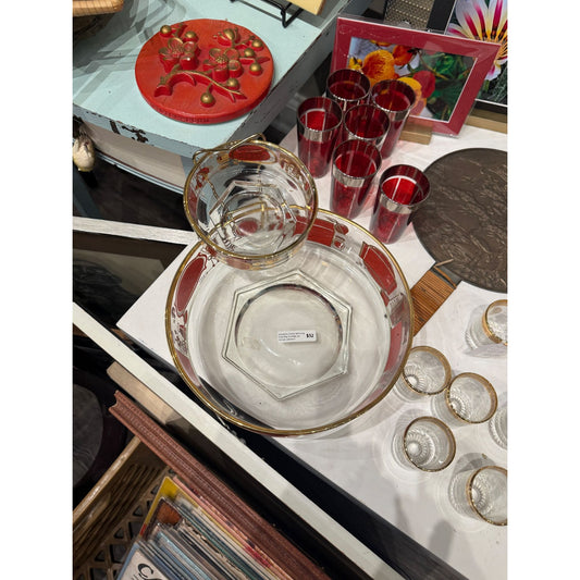 Vintage Jeanette Glass Chip & Dip Set With Gold Trim & Retro Red Design