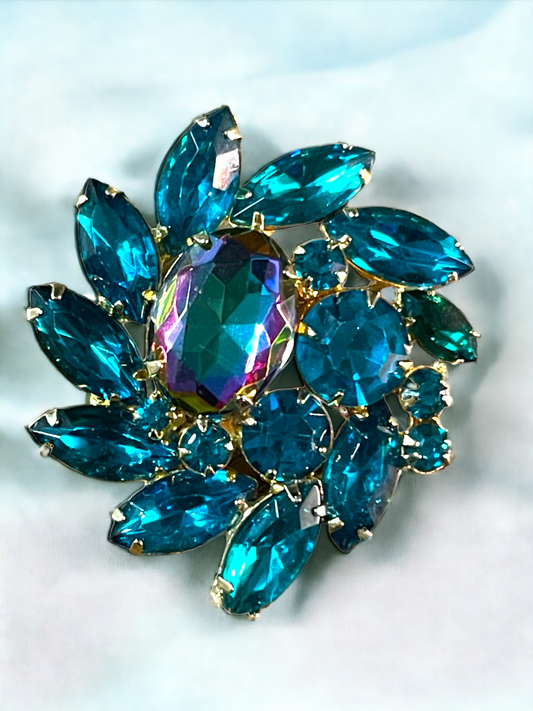 Vintage Unsigned Large Pinwheel/Heliotrope Watermelon and Turquoise Rhinestone Juliana Brooch