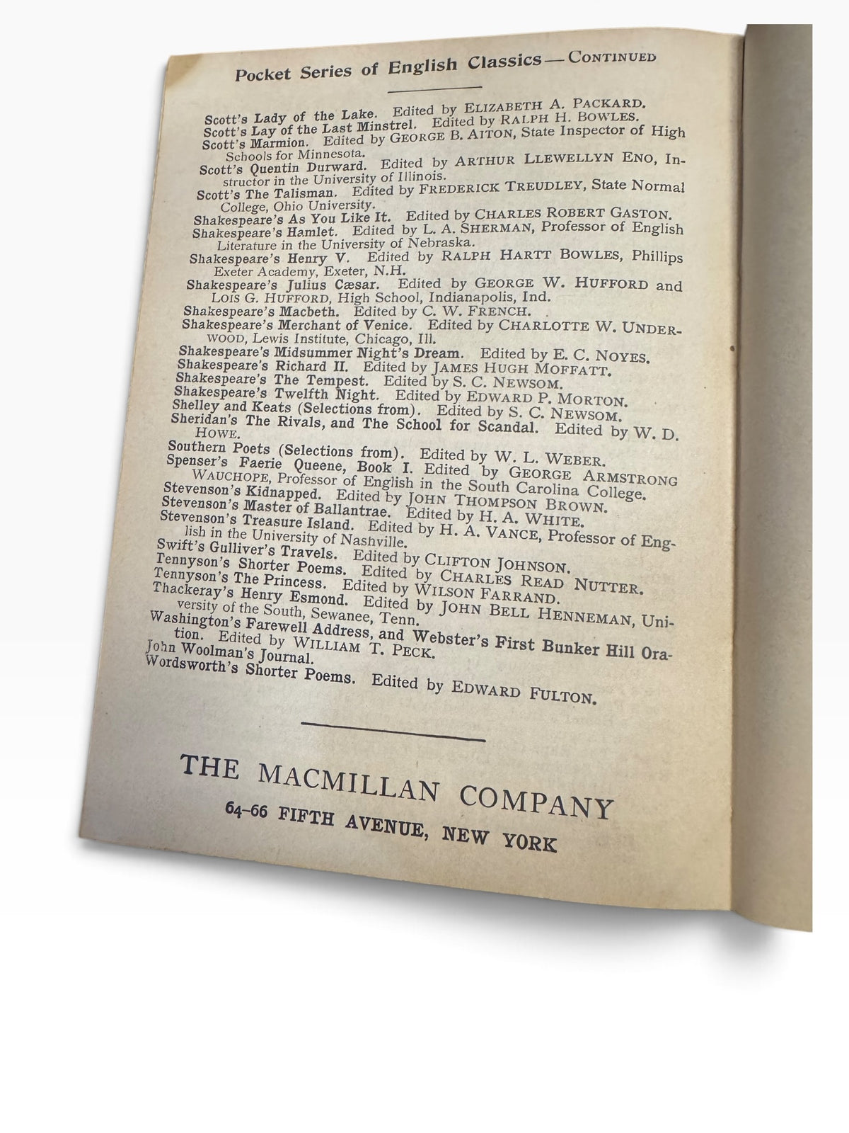 Macmillan Pocket Classics list of English literature titles from the 1911 edition of The Golden Treasury.