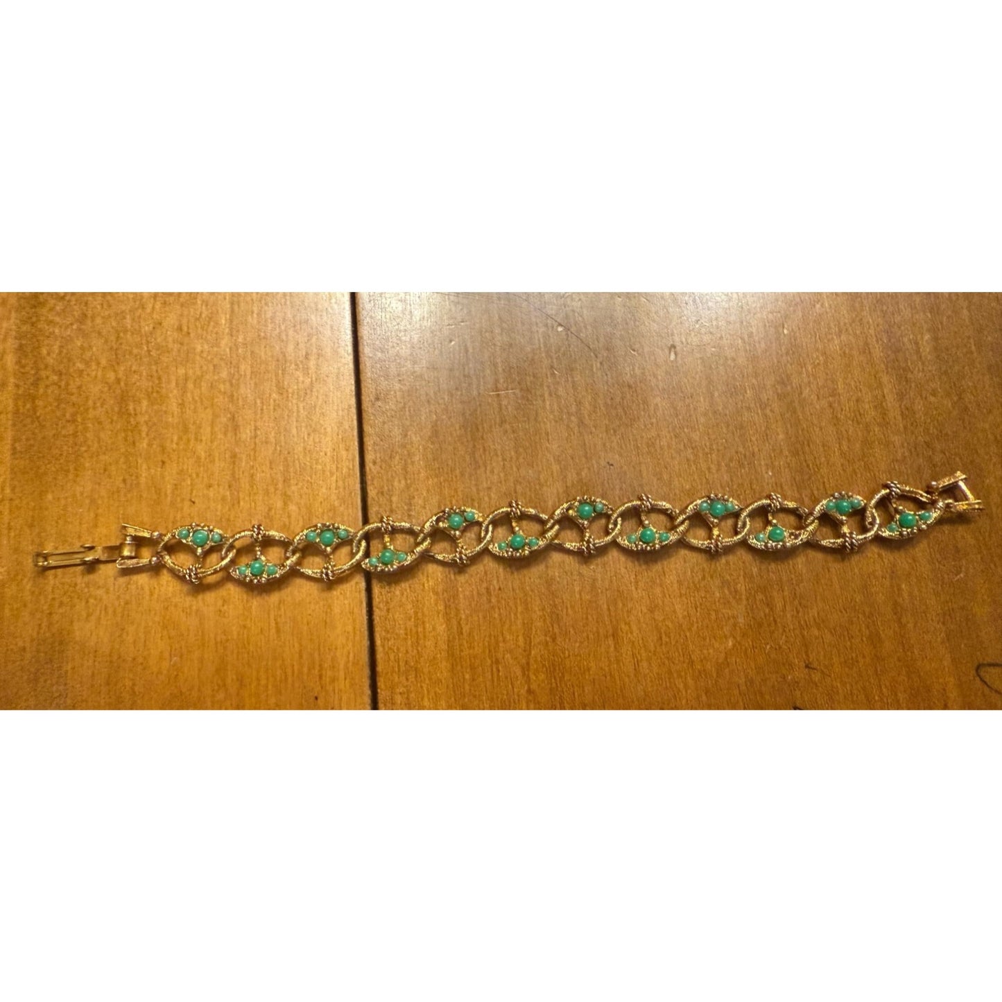 Vintage Gold-Tone Bracelet With Green Stone Accents & Intricate Rope Design