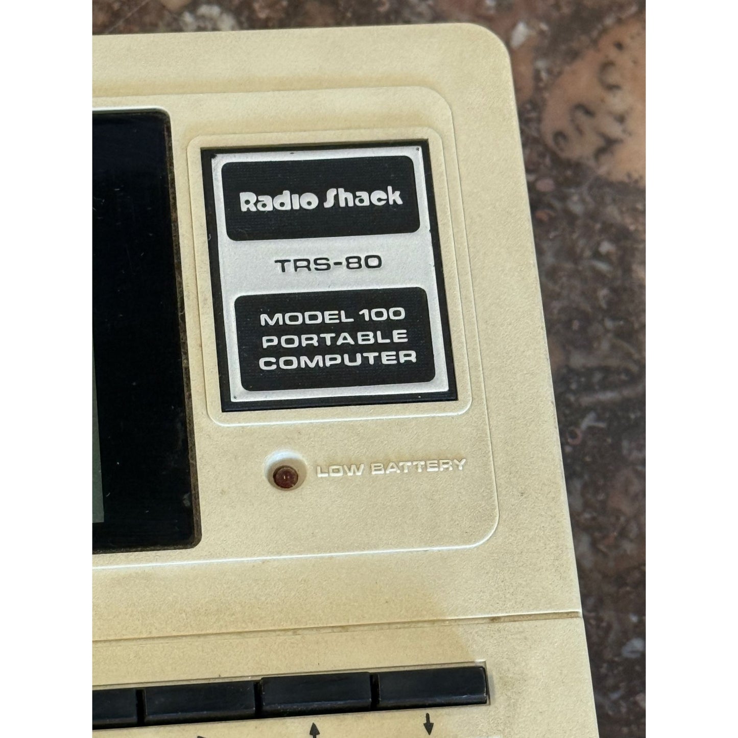 Vintage Radio Shack TRS-80 Model 100 Portable Computer With LCD Screen & Keyboard