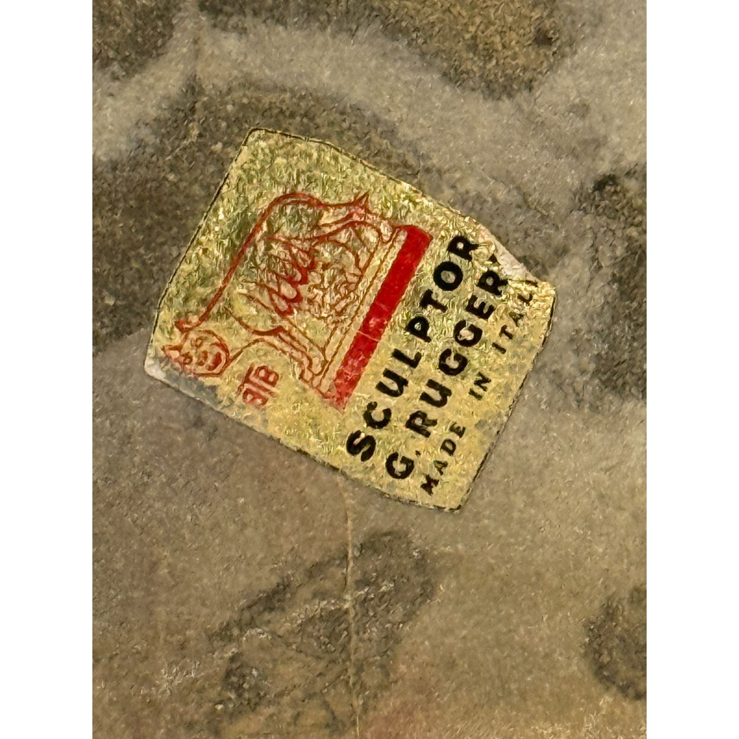 Pieta Statue Replica On Marble Base - Antique-Style Religious Figurine With Detailed Craftsmanship Cream & Marble Accents