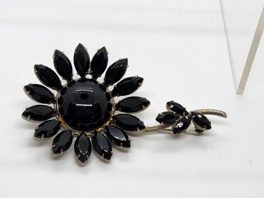 Vintage Regency Black Rhinestone Daisey Flower Brooch