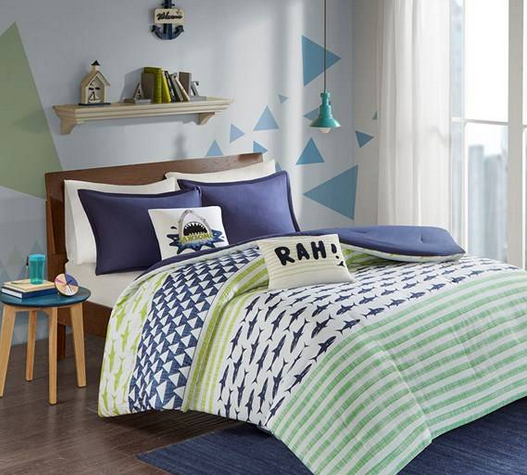 Urban Habitat Kids Finn Full/Queen Comforter Set in Green / Navy