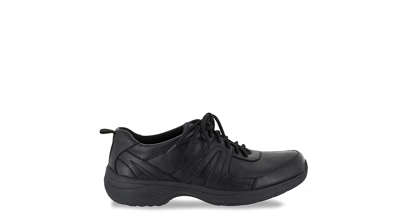 Easy Street Paprika Slip-Resistant Shoes in Black Size 6.5 Medium