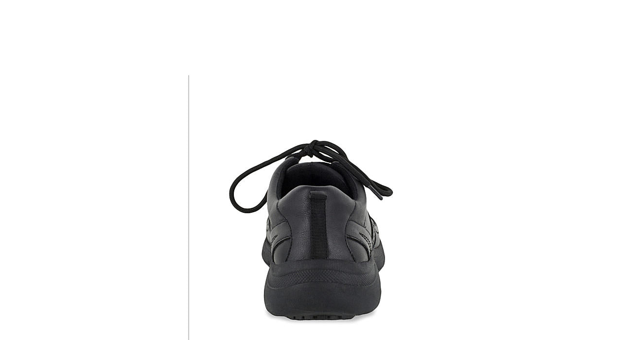 Easy Street Paprika Slip-Resistant Shoes in Black Size 6.5 Medium